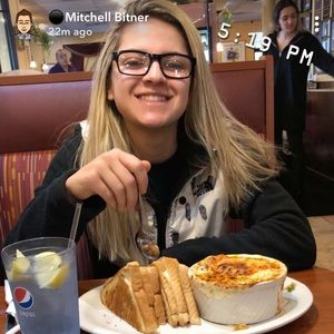 Meet your Posher, Grace